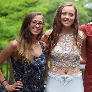 Meet your Posher, Carly